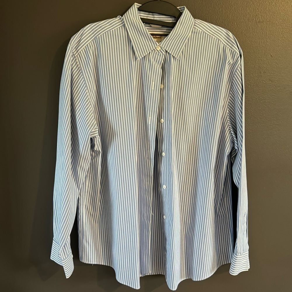 Work!  Great Talbots Button Down Blouse - EUC Sz 12 - Picture 2 of 4